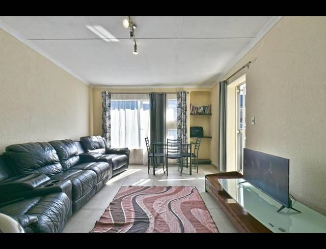 2 BEDROOM APARTMENT FOR SALE IN MULBARTON